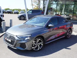 Audi A3 Limousine 35 TFSI 150CH S-Line S-tronic Garantie 6 ans Suivi Audi Sièges chauffants Camera de recul feux LED Apple CARPLAY 18P 369/mois