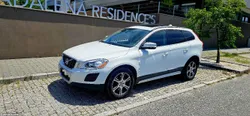 Volvo XC60 2.0D R-Design (Nacional)