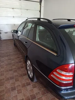 Mercedes-Benz C 220 Elegance Nacional 150 cvs facelift poucos kms