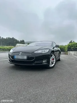 Tesla Model S 85 Perfomance