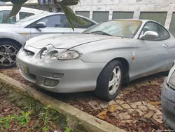 Hyundai Coupe 1.6 cilin Ar condicionado