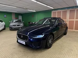 Jaguar XE P250 R-DYNAMIC SE BVA8