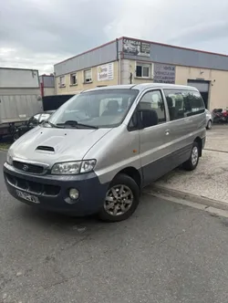 Hyundai H-1 – UTILITAIRE ROULE PARFAIT PETIT PRIX ROULE PARFAIT – PETIT PRIX