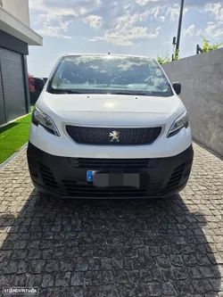 Peugeot Traveller