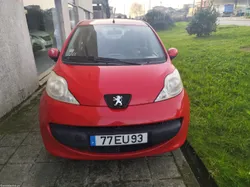 Peugeot 107 1.0 c/ac