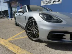 Porsche Panamera 4 e-Hybrid