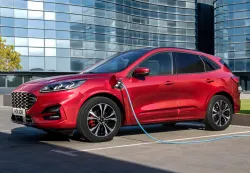 Ford Kuga 2.5 Duratec PHEV ST-Line X 4x2