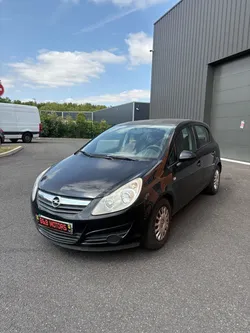 Opel Corsa 1.2 Essence