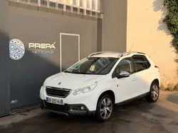 PEUGEOT 2008 CROSSWAY 1,2 110 CH / faible kms / garantie 6 mois