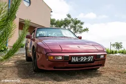 Porsche 944