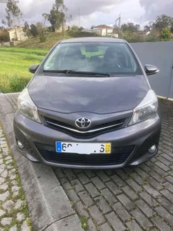 Toyota Yaris 1.3 VVT-i 99 cv Sport