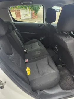 Peugeot 308 1.6HDI Confort