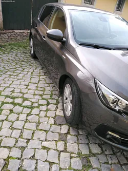 Peugeot 308 308 style 1.5 blue hdi 110cv