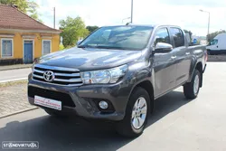 Toyota Hilux 2.4 D-4D 4WD CD Tracker