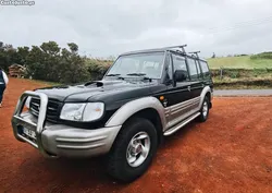 Hyundai Galloper Exceed longo 5 Portas - 7 Lugares
