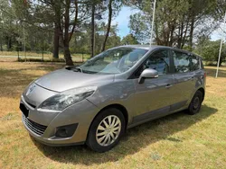 Renault Scenic 1L5 DCI 110 Cv. 7 places. Gros entretien fait sur facture. Kit distribution, pompe à eau, vidange et tous les filtres. Ct ok