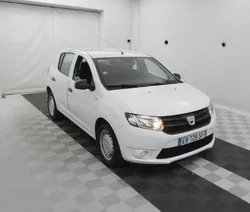 Dacia Sandero 1.2 75 10 ANS 5P