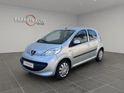 PEUGEOT 107 1.0i 12V - BV 2-Tronic Trendy