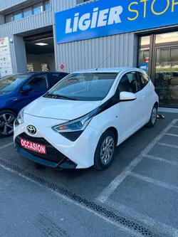 Toyota Aygo 1.0 VVT-i x-play 3p