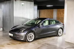 Tesla Model 3 Long Range AWD Dual