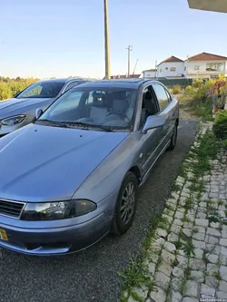 Mitsubishi Carisma Elegance Hatchback
