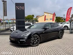 Porsche Panamera 4 E-Hybrid Platinum Edition
