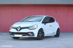Renault Clio 1.6 T RS Trophy EDC