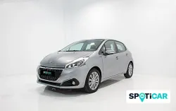 PEUGEOT 208 1.2 PureTech S&S Signature 82