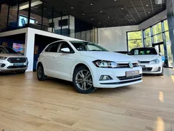 VOLKSWAGEN POLO 1.0 TSI 115 SS DSG7 Carat 234.67 EUROS/ MOIS