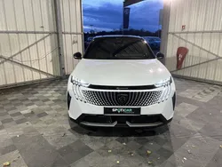PEUGEOT 3008 Hybrid 136 e-DCS6 GT