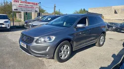 Volvo XC60 (2) D3 2.0 150 MOMENTUM GEARTRONIC