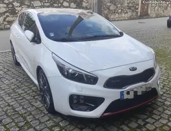 Kia ProCeed GT 1.6 a gasolina 204cv