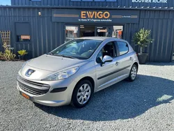 PEUGEOT 207 1.4 HDI 70 ACTIVE / Distribution faite / Entretien réalisé pour la vente