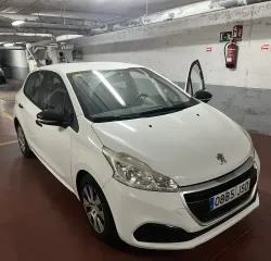 Peugeot 208 1.6BlueHDi Business Line 75
