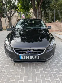 VOLVO V40 D2 Kinetic 120