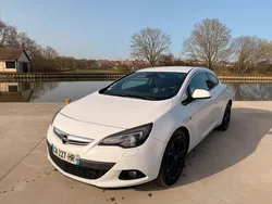 Opel Atra 2.0 CDTI 165 GTC