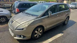 Peugeot 5008 1.6 HDi 112ch Confort 7 places