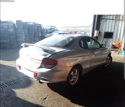 Hyundai Coupe