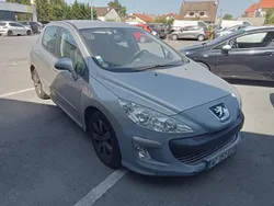 Peugeot 308 1.6 HDi 110ch FAP BVM6 Féline