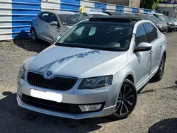 SKODA Octavia Berline 1.6 TDI 16V DSG7 105 cv Boîte auto Full OPTIONS