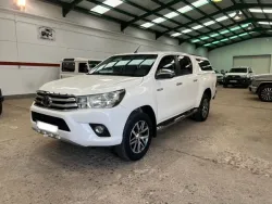TOYOTA Hilux Cabina Doble VX Aut.