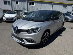 Renault Grand Scénic IV 1.7 blueDCI 120 BVR Business Intens 7 places / Aide au stationnement avant et arrière avec caméra de recul / Radio Bluetooth/ Carte de navigation standard