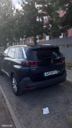 Peugeot 5008 1.5 BlueHDi Allure EAT8