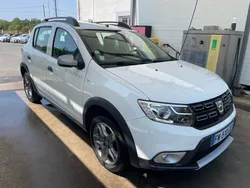 Stepway 1.0 essence 75cv reprise possible
