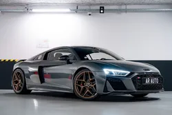 Audi R8 V10 5.2 FSI 540 CH Quattro S Tronic - Freins Céramique - 2 joues de roues - Magnetic Ride - Carbone - B&O - CarPlay - Caméra de recul - Keyless - Echappement Performance