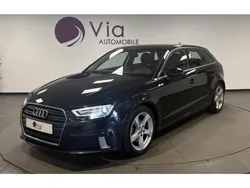 AUDI A3 Sportback 1.5 TFSI 150 ch S-Tronic 7 Sport - Sièges chauffants