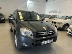 TOYOTA RAV-4 2.0D4-D Luna