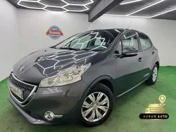 Peugeot 208 SOCIETE 1.4 HDI 70ch PACK CONFORT Radar CLIM Révisé 12mois Garantie Offertes