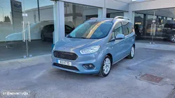 Ford Tourneo Courier 1.0 EcoBoost Titanium