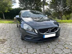 Volvo V60 D2 R Design GPS Jantes 18 Diesel